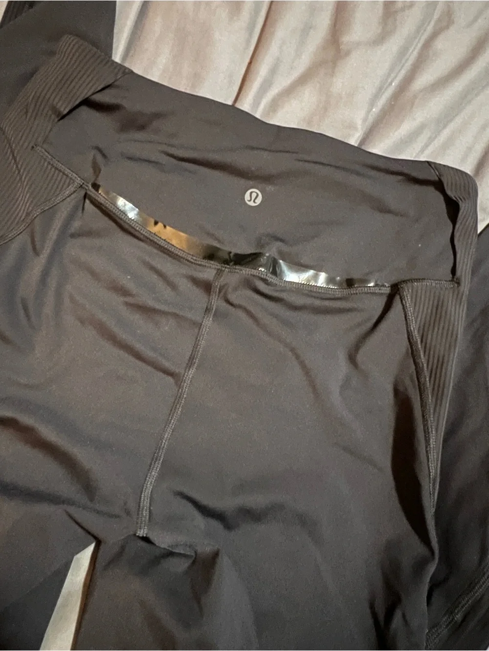 lululemon athletica Black Leggings with reflectors. Fits size 6.